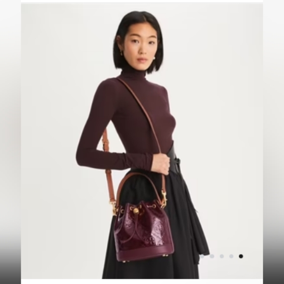 Tory Burch T Monogram Patent Embossed Bucket Bag & Wallet in Albarossa - Picture 8 of 17